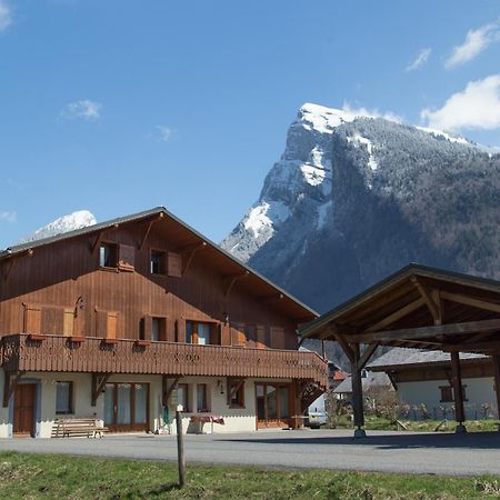 Particulier Loue 2 Appartements Communicants Dans Chalet A Samoens Jusqu A 16 Couchages Экстерьер фото