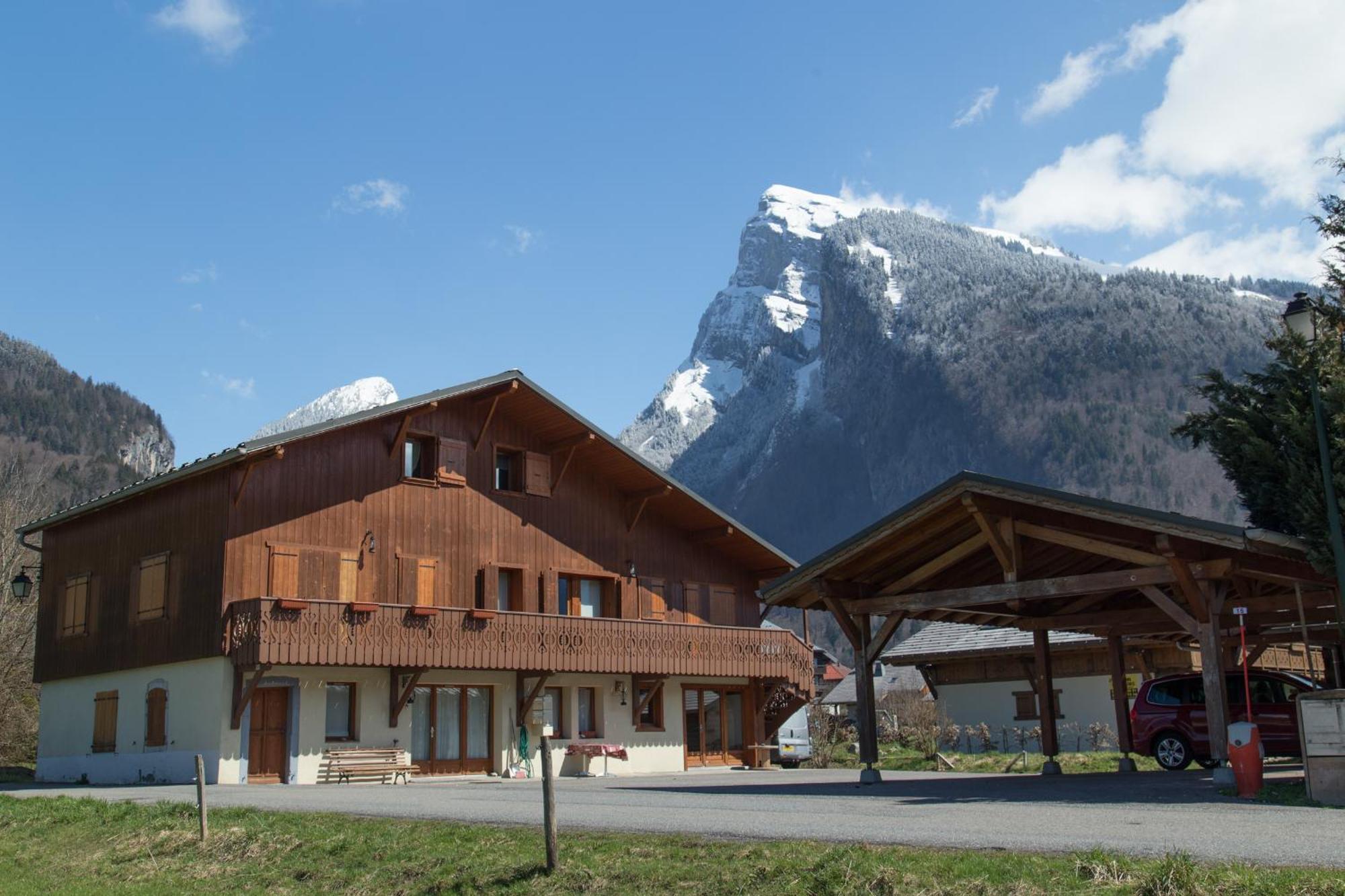 Particulier Loue 2 Appartements Communicants Dans Chalet A Samoens Jusqu A 16 Couchages Экстерьер фото